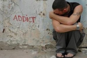 Kenali tanda - tanda kecanduan narkotika sejak dini dan cara mengatasinya